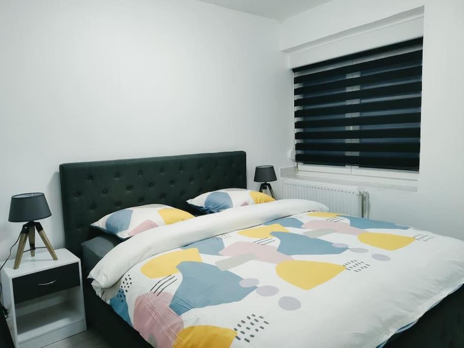 # Appartement Charmant 75 M2 Parking Gratuit オベルネ エクステリア 写真